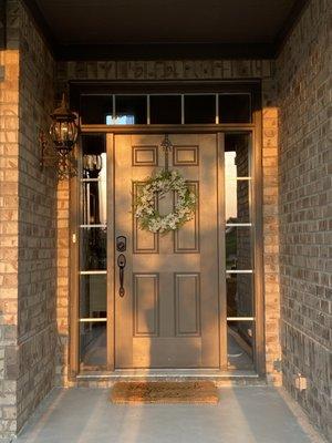 Front Entry Windows look brand new!