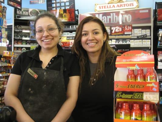 Hot chicas of Texaco!