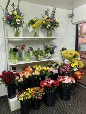 Kennedy's Flowers & Gifts