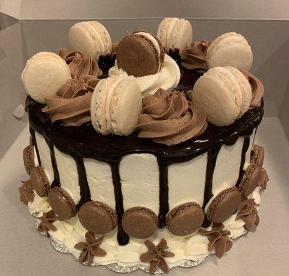 Macaroon Cake