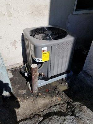 Residential HVAC cotractors New installation in Tarzana, CA Commercial building