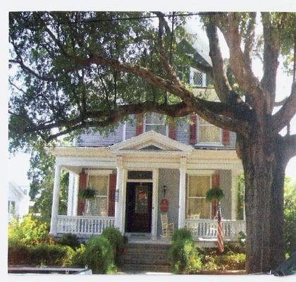 Taylor House Inn Bed and Breakfast in Historic downtown Wilmington, NC