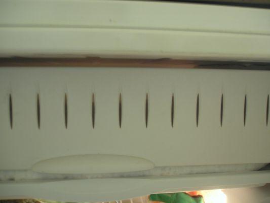 Freezer flap (freezer doesn't freeze anything, by the way)