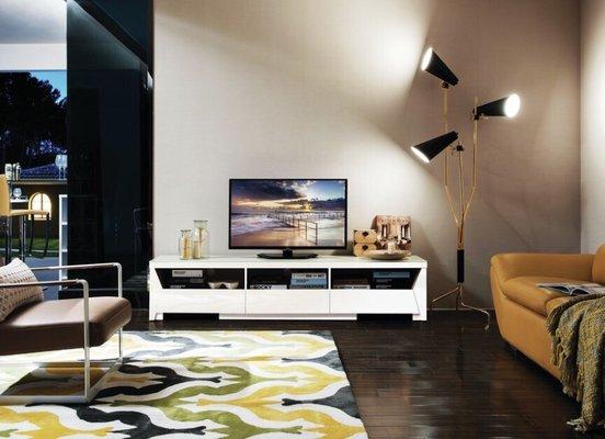 White Tv Console