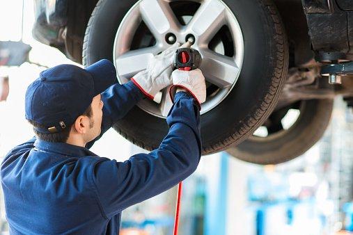 Southeast Auto offers free tire inspections as part of our commitment to driver safety throughout Denver.