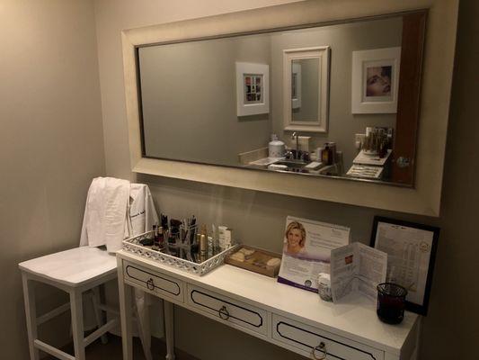 Makeup room