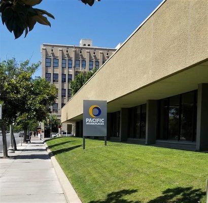 Pacific Workplaces Downtown Bakersfield