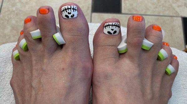 Halloween toes