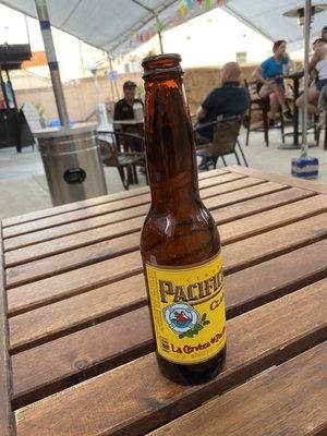 Yes they carry Pacifico beer and it's super cold. Thumbs up for that