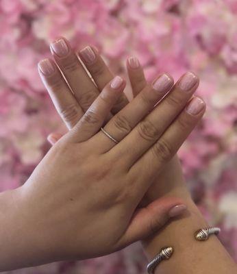 Chrome pink nails