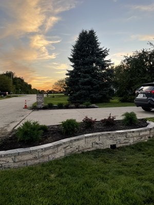 Driveway Entrance Curved Retaining-Wall & Landscape