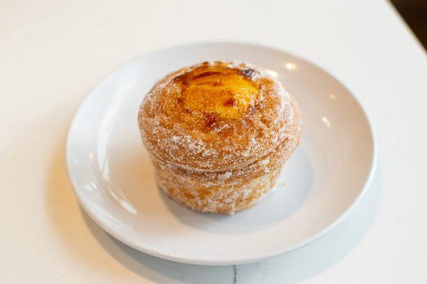 Eggnog Cruffin