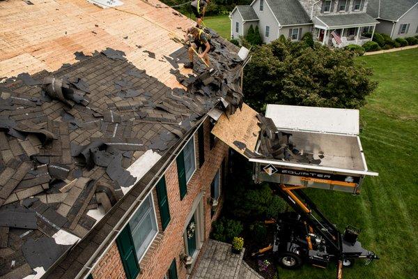 The ''EQUIPTER'' is a self-propelled trash collection trailer used by MIKCO Roof & Gutter. Helping keep our job sites clean and debris free.