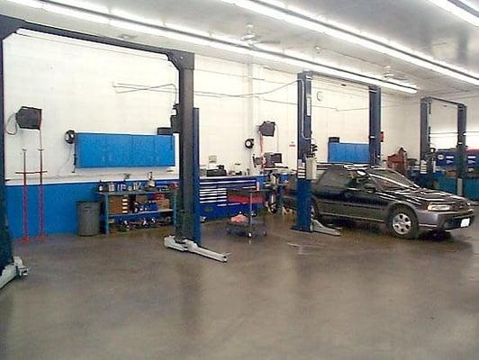 One of the first things that you will notice at Brandy's Automotive is how clean the shop is.