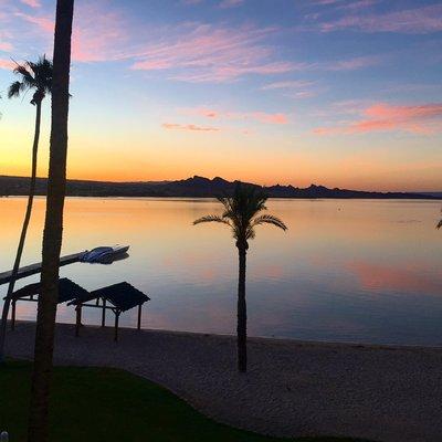 Beautiful Lake Havasu!  Why wouldn't you want to see this everyday.