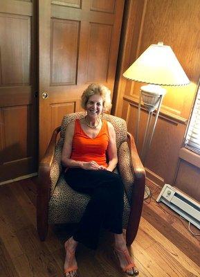 Meet LindaRD at her office.