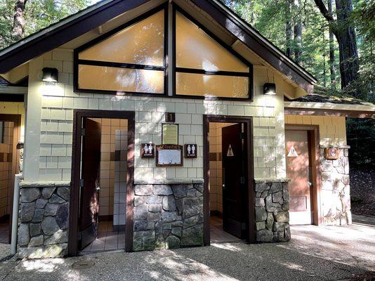 camp bathrooms and showers