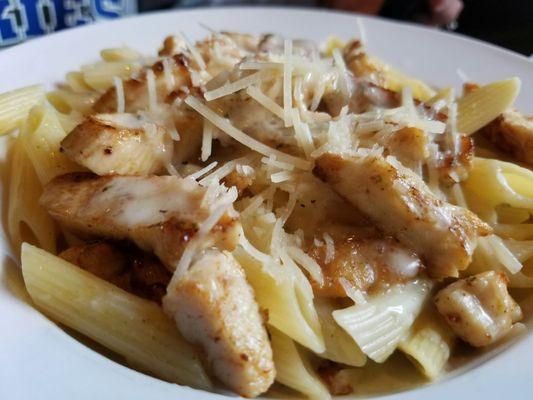 Penne Alfredo