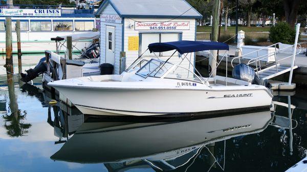 21' Dual Console Rental Boat