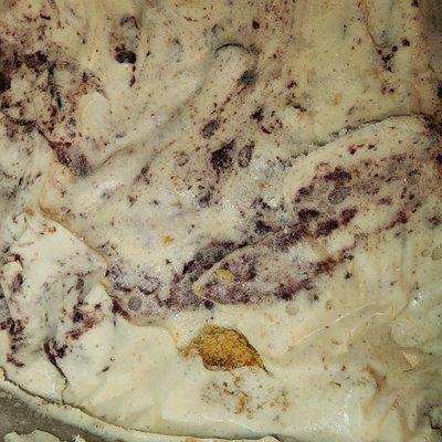 PEACH BLUEBERRY COBBLER ICE CREAM