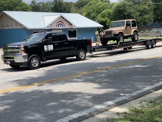 1999 Jeep Wrangler transported from Summerfield FL to Luray VA.