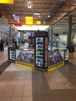 Oakwood Mall Gretna kiosk