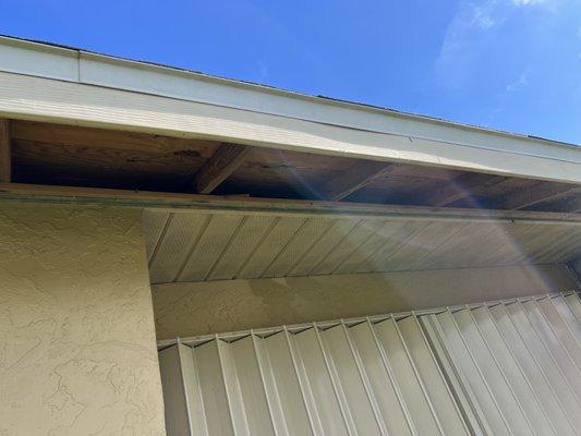 Soffit and fascia repair in Cape Coral, Florida.