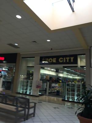 Brockton Shoe City -- Westgate Mall : 200 Westgate Drive, Brockton          Storefront