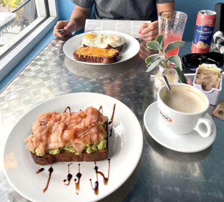 Avocado Toast with smoked salmon and The Big Boy