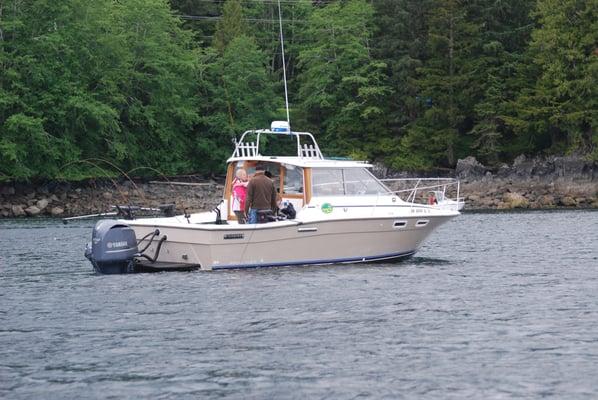 Fishing for King Salmon with a family visiting Ketchikan on a cruise ship.