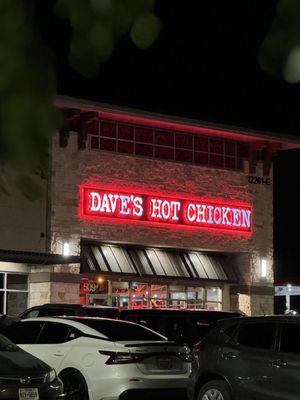 Dave's hot chicken from the outside