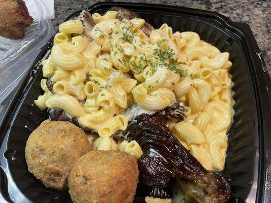 Mac-CHEESEME WITH SOME MONSTER BOUDIN BALLS