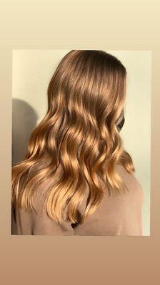 ShayCosmo, hair