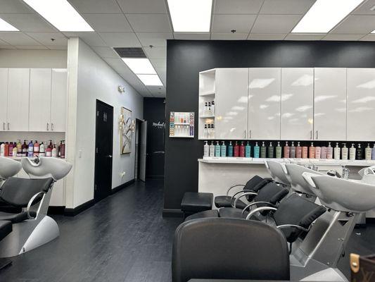 Michael Angelo Salon