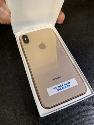 iPhone XS MAX 64gb UNLOCKED $899