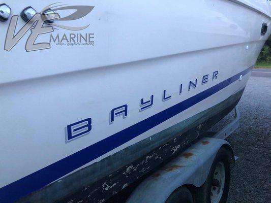 Close up of Bayliner Name Graphic and Stripe