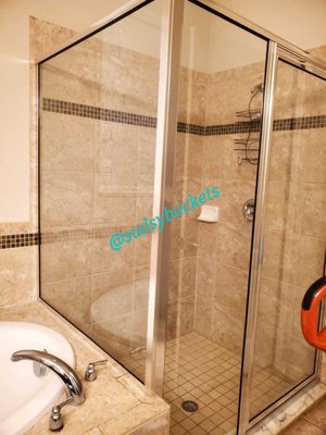 Shower cleaning in New Tampa, FL