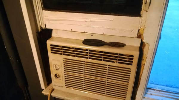 The A/C comes with pliers.