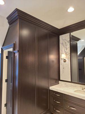 Wood Finished Luxury Bathroom