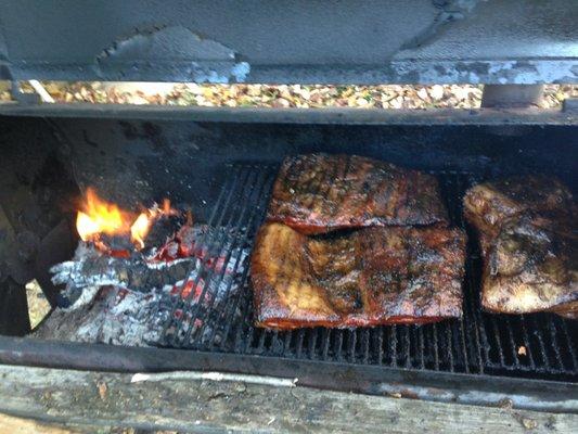 Hanging at the smoker:... a good day