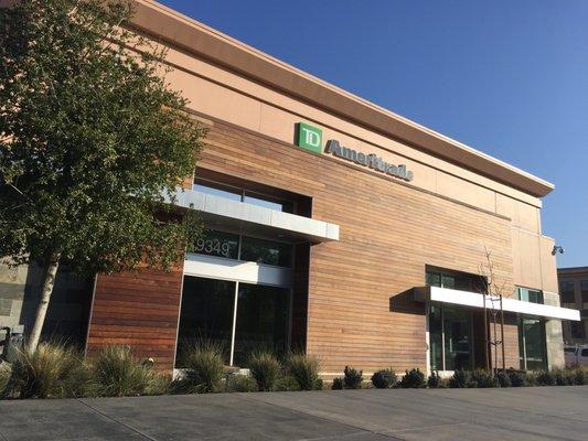 Storefront Image, TD Ameritrade, 19349 Stevens Creek Blvd, Cupertino, CA