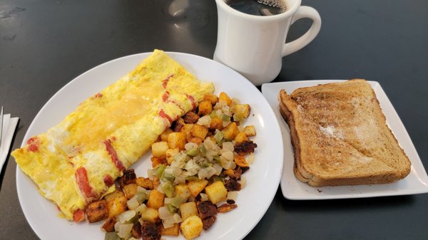 Fire & Smoke omelet with homefries and wheat-bread toast, and a cup of coffee: Liked the roasted red pepper and gouda cheese flavor combo