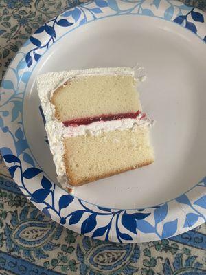 Supposedly strawberry shortcake. Aka white cake with jam