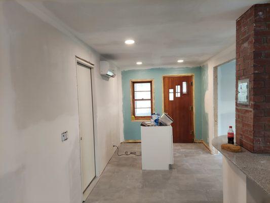 Finish Hall  & Entry wall & Ceiling