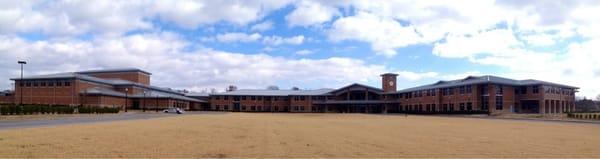 Massive school with an amazing sports field & theatre