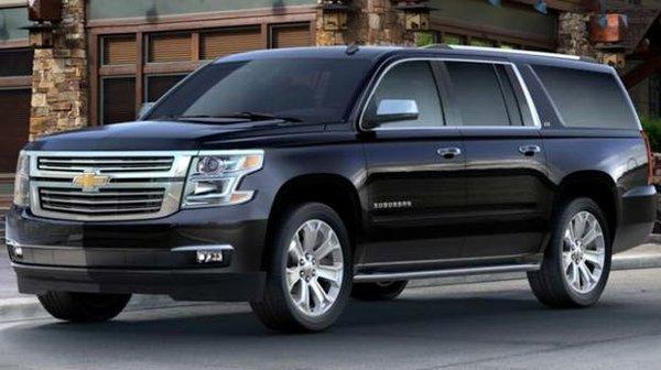 2017 chevy suburban LTZ.        (7 passanger)