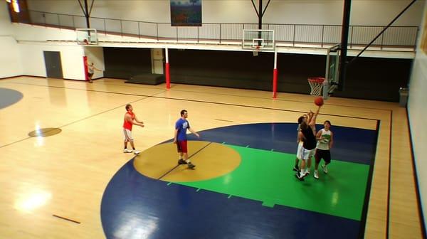 Basketball on Beechmont Racqet and Fitness Club's awesome full sized court is a great way to spend time with friends.