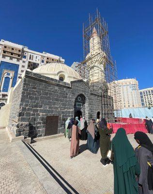 Group Ziyarat to Masjid Ghamamah