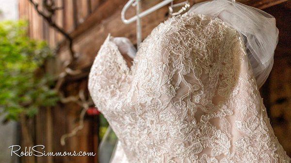 The devil is in the details, and the lace work gorgeously stands out!