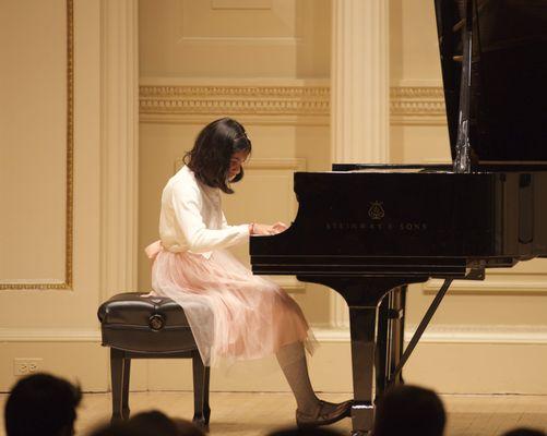 Avni's playing in Carnegie Hall performance!